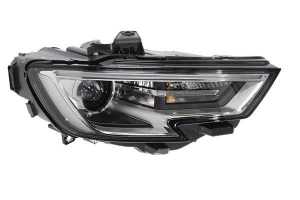 FAR SAĞ AUDI A3 2016/07 Bixenon stand.